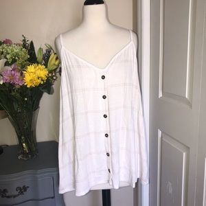 Torrid white/pink button camisole